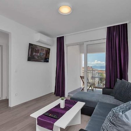 Apartmani Daniela Podgora Extérieur photo