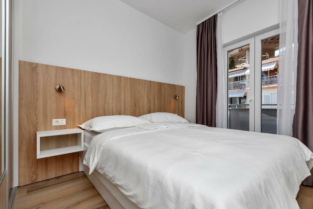 Apartmani Daniela Podgora Extérieur photo