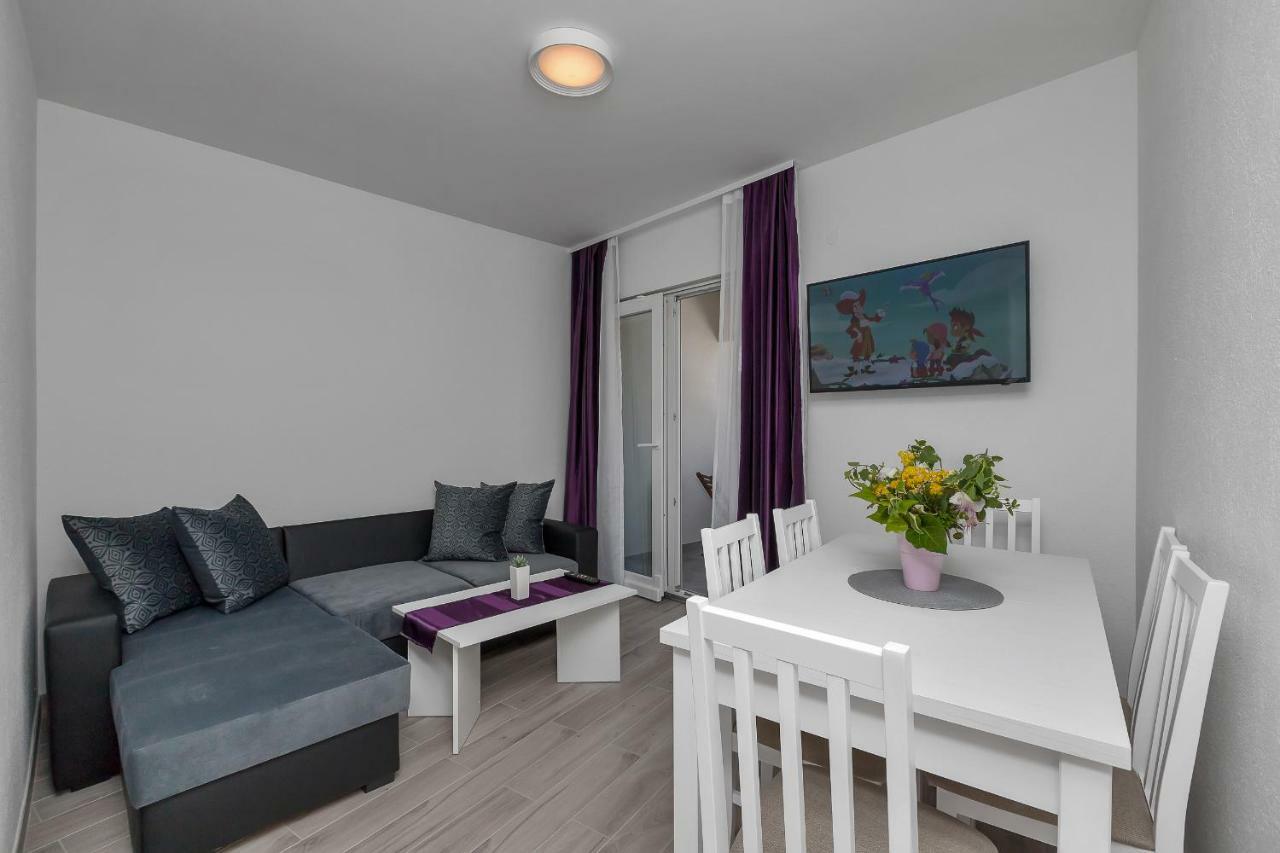 Apartmani Daniela Podgora Extérieur photo